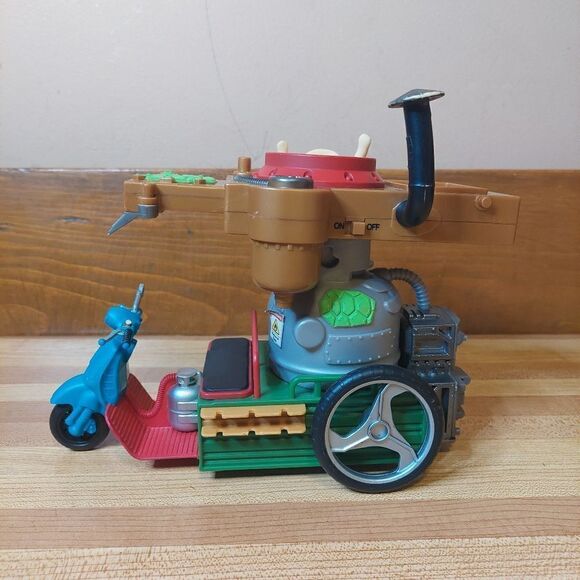 Teenage Mutant Ninja Turtles Pizza Thrower Bike + 4 Turtles - Picture 16 of 16